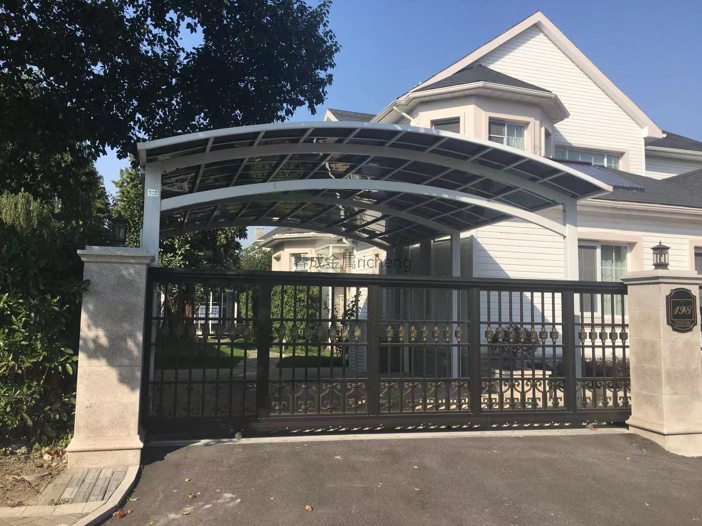 鋁合金車(chē)棚、鋁合金雨棚案例